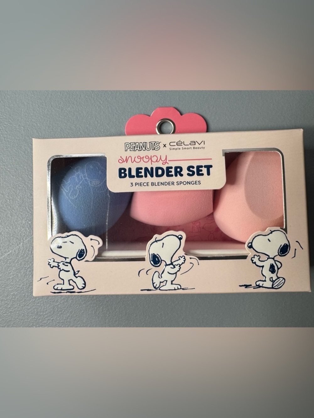 Peanuts x Célavi Snoopy 3pc Blender Sponge Set snoopy graphic pastel makeup